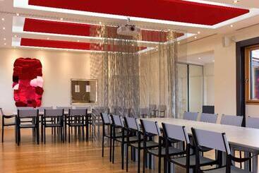 هتل Ibis Styles Le Puy En Velay