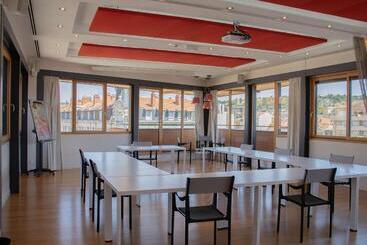 هتل Ibis Styles Le Puy En Velay