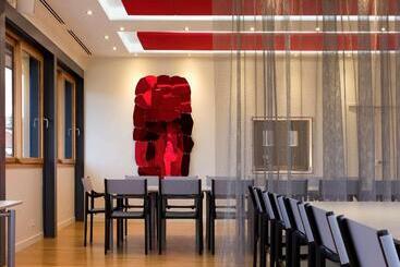 هتل Ibis Styles Le Puy En Velay