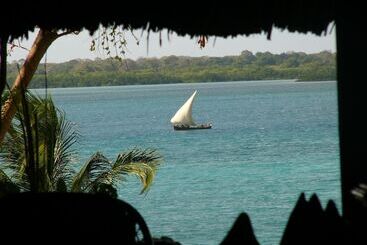 هتل Kinasi Lodge