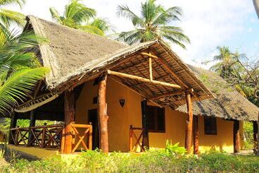 هتل Kinasi Lodge