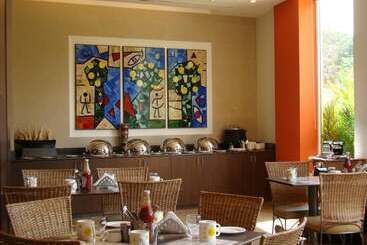 Lemon Tree Hotel Chennai
