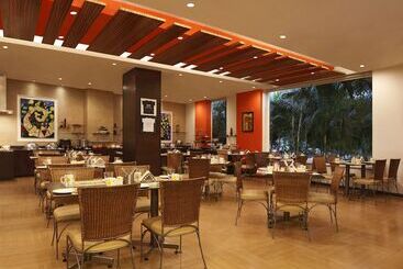 Lemon Tree Hotel Chennai