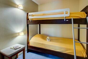 هتل Vacancéole Les Balcons D Aix