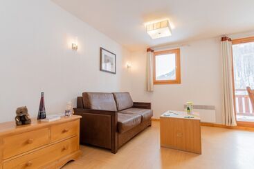 هتل Madame Vacances Residence Le Parc Des Airelles
