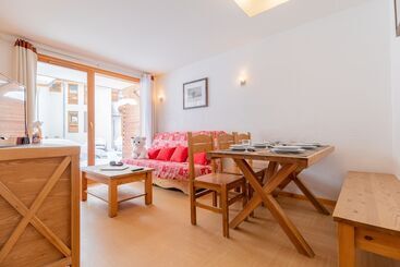 هتل Madame Vacances Residence Le Parc Des Airelles