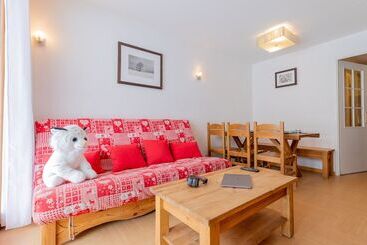 هتل Madame Vacances Residence Le Parc Des Airelles