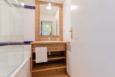 هتل Madame Vacances Residence Le Parc Des Airelles