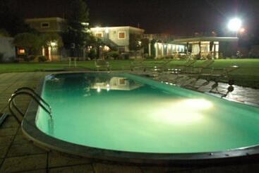 هتل Parque Apart