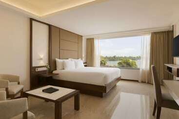 هتل Ramada Resort By Wyndham Kochi
