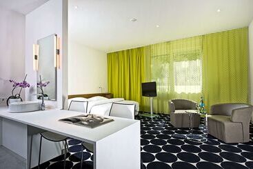 هتل Tryp By Wyndham Frankfurt