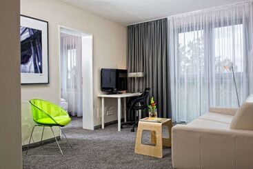 هتل Tryp By Wyndham Frankfurt