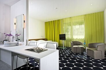 هتل Tryp By Wyndham Frankfurt