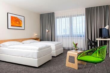 هتل Tryp By Wyndham Frankfurt
