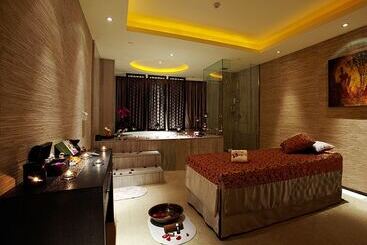 هتل Regal Jinfeng
