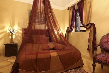 Riad Mille Et Une Nuits