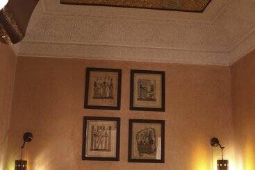 Riad Mille Et Une Nuits