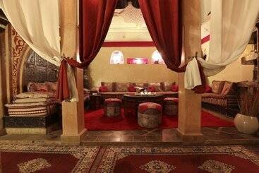 Riad Mille Et Une Nuits