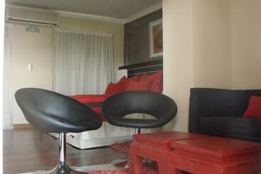 هتل Zoom Apartments