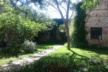 تختخواب و صبحانه La Maison D Antoine