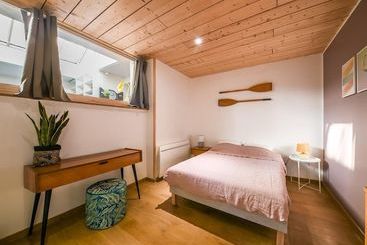 Flow Hostel