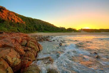 קוטג'' Harbourview 4