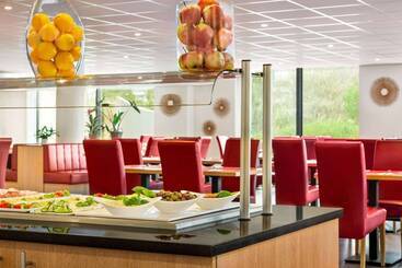 هتل Amedia Amsterdam Airport, Trademark Collection By Wyndham