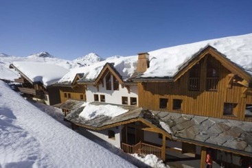 اقامتگاه Résidence Le Chalet Du Vallon