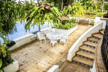 هتل Boutique Villa Casuarinas