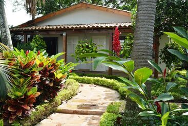 هتل Boutique Villa Casuarinas