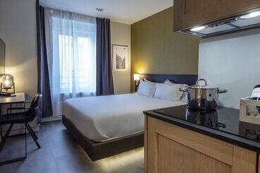 هتل Five Resort Cholet Centre