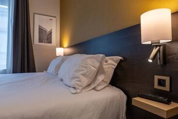 هتل Five Resort Cholet Centre
