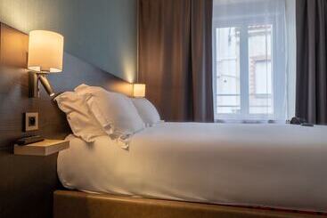 هتل Five Resort Cholet Centre