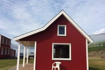 هتل Mjóeyri Travel Holiday Homes