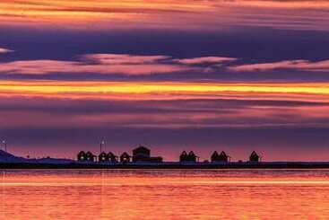 هتل Mjóeyri Travel Holiday Homes