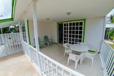هتل Posada Caribbean Refuge