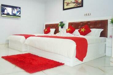 هتل Star International