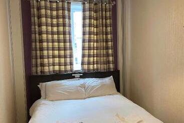 호텔 Arncliffe Lodge