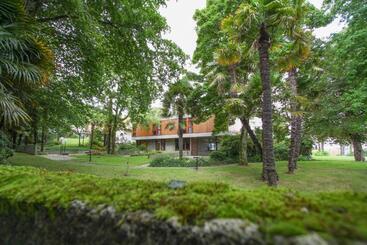 هاستل Auberge De Jeunesse Du Moulin Blanc