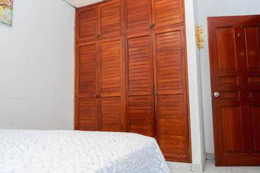 هاستل Hostal Familiar Argeñal