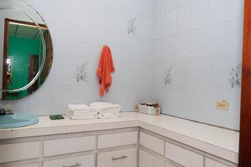 هاستل Hostal Familiar Argeñal