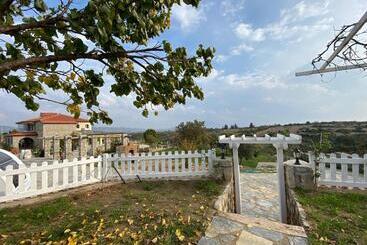 تختخواب و صبحانه Casa Di Datca