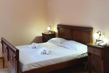 هتل Albergo Palazzo Sant Anna