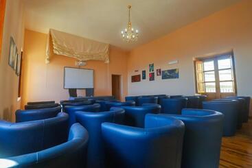 هتل Albergo Palazzo Sant Anna