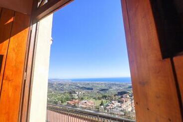 هتل Albergo Palazzo Sant Anna