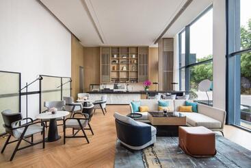 هتل Courtyard By Marriott Jiangyin
