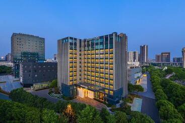 هتل Courtyard By Marriott Jiangyin