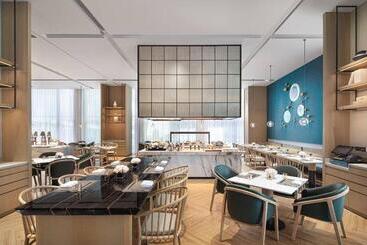 هتل Courtyard By Marriott Jiangyin