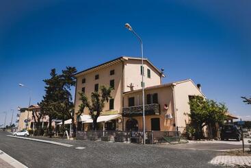 هتل The Flash   Venturina Terme