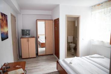 پانسیون Vila Luna Predeal